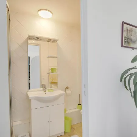 Les Genets By Interhome Apartman